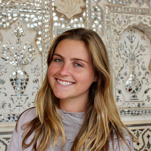 Meet your Posher, Lauren